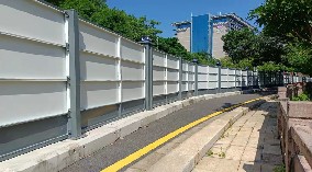 市政、項(xiàng)目、施工、建筑圍擋使用注意事項(xiàng)【旭東圍擋廠家】
